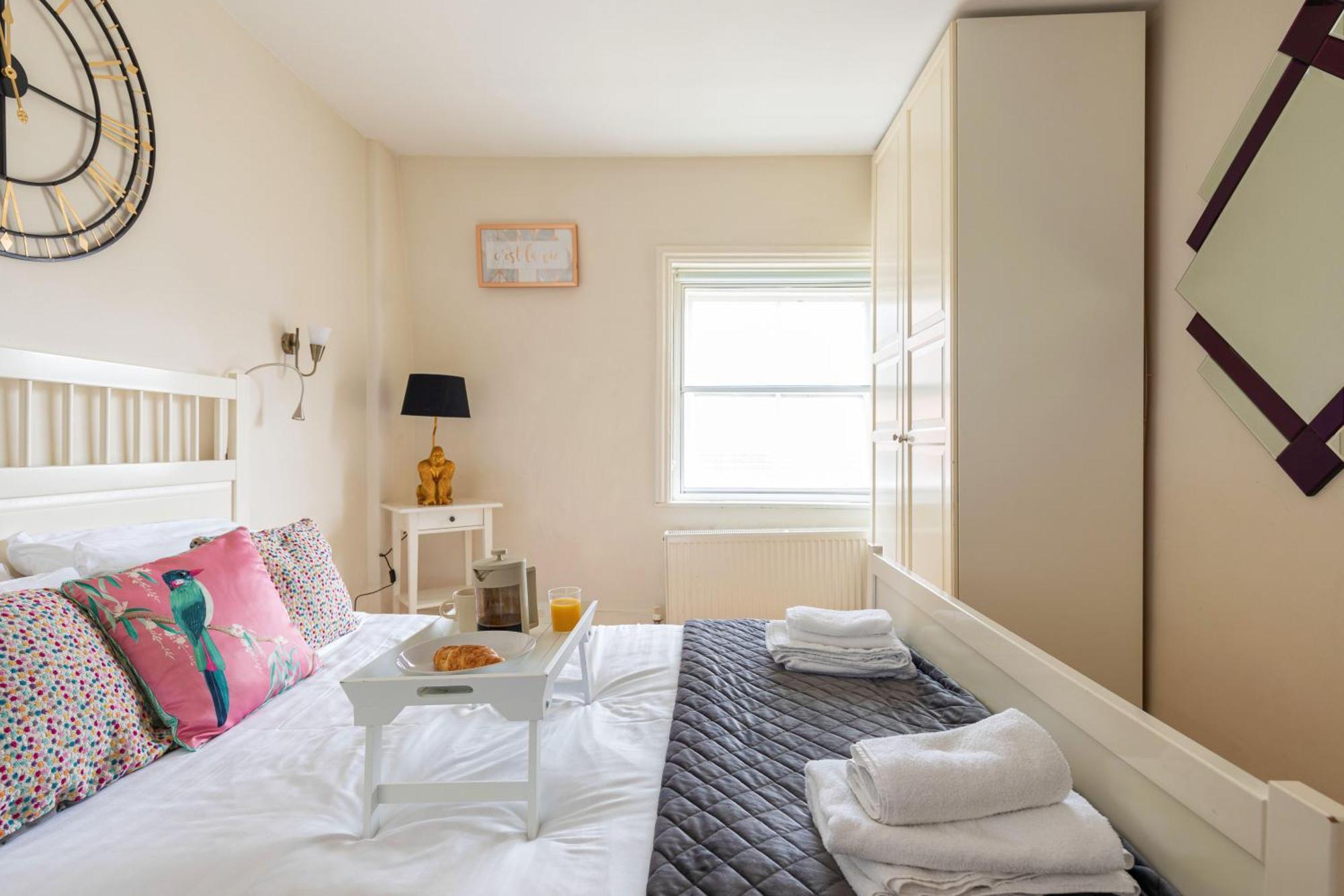 Prime Location One-Bed By Bond Street Apartment London Exterior photo